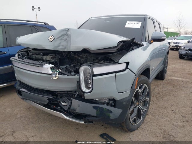 7PDSGBBA0RN039038 Rivian R1s Adventure Dual Motor Large Pack/adventure Dual Motor Perf Large Pack