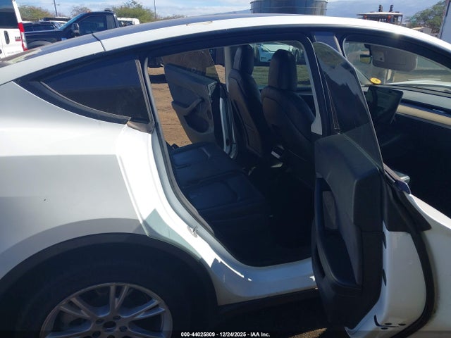 Aukcja sprzedaży 2022 Tesla Model Y Long Range Dual Motor All-wheel Drive, vin: 7SAYGAEE8NF540779, numer aukcji: 44025809