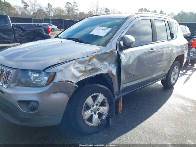 2015 JEEP COMPASS 1C4NJCEA3FD246919 Photo 5
