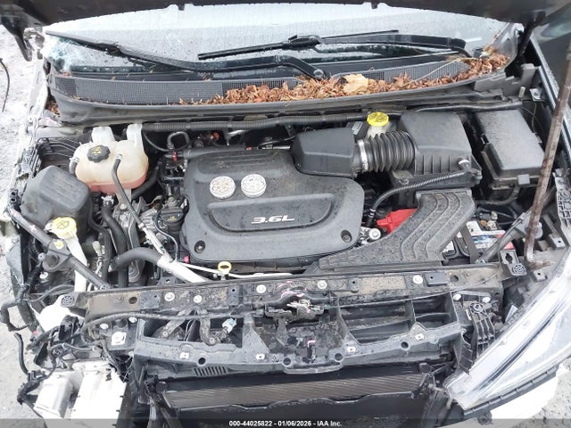 Chrysler Pacifica Touring-l Plus 2017 2C4RC1EG8HR550977 Image 10