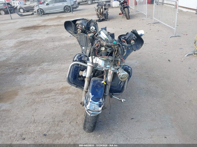 2006 HARLEY-DAVIDSON FLHTCUI 1HD1FLW186Y656024 Photo 4