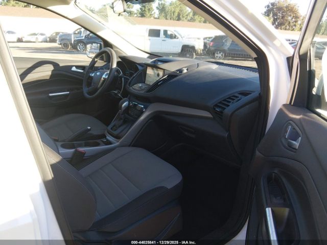 2016 FORD ESCAPE 1FMCU0GX4GUB24162 Photo 4