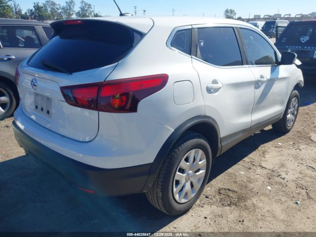 2018 NISSAN ROGUE SPORT JN1BJ1CP8JW101311 Photo 3