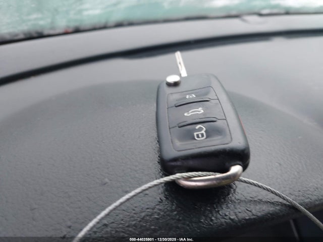 WVWBW8AH6EV003814 Volkswagen Eos