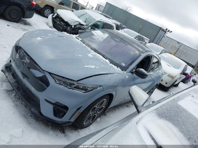 Ford Mustang Mach-e Gt 2024 3FMTK4SX6RMA52599 Image 2