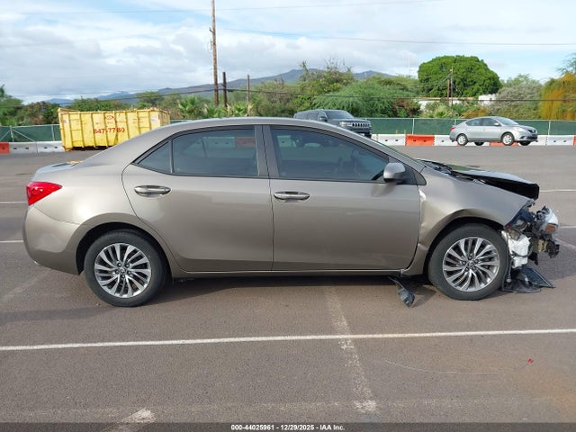 Toyota COROLLA LE 2019 5YFBURHEXKP925993 Image 14