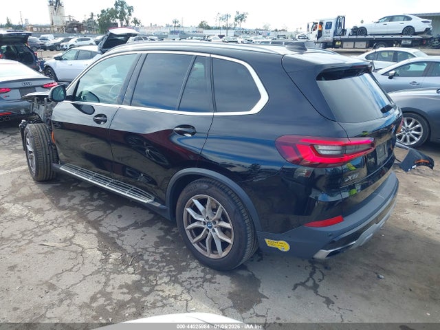 2022 BMW X5 PHEV 5UXTA6C0XN9L68826 Photo 2