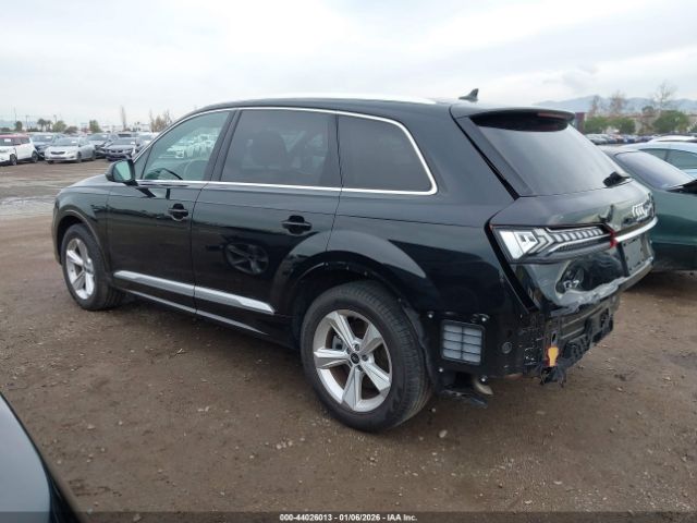 2022 AUDI Q7 WA1AXBF70ND010571 Photo 2