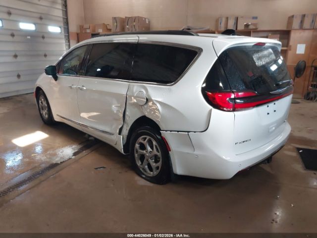 2023 CHRYSLER PACIFICA 2C4RC1GG9PR570814 Photo 2