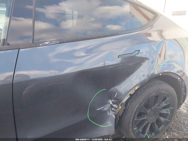 2020 TESLA MODEL Y 5YJYGDEEXLF022782 Photo 5