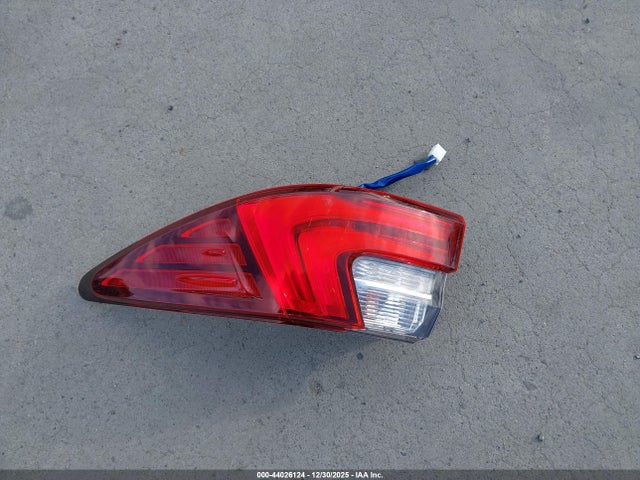 JTHBW1GG6G2101489 Lexus ES 300H