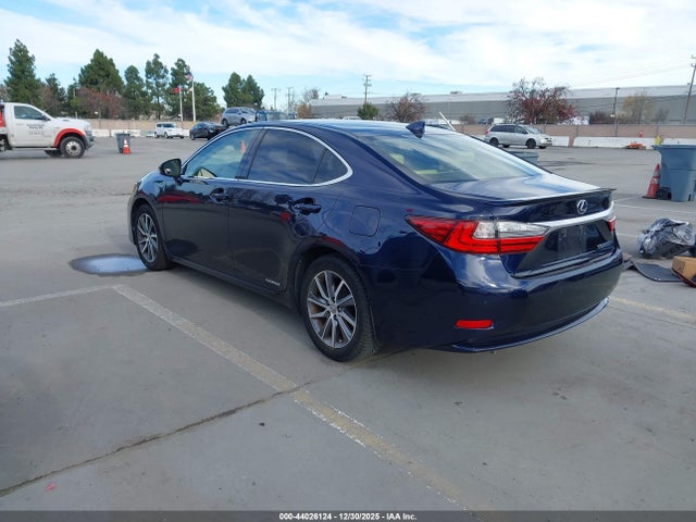 JTHBW1GG6G2101489 Lexus ES 300H