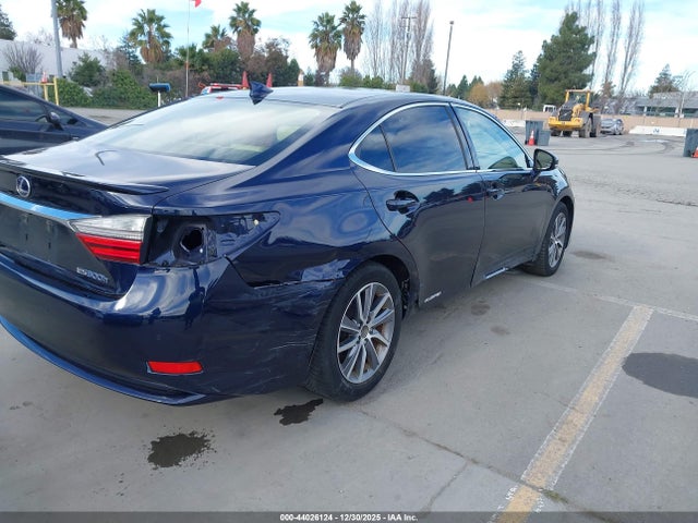 JTHBW1GG6G2101489 Lexus ES 300H