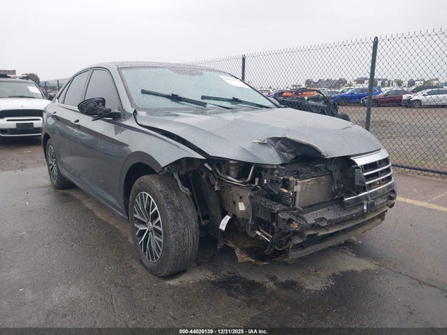 44026139 :رقم المزاد ، 3VWCB7BU9LM032038 vin ، 2020 Volkswagen Jetta 1.4t R-line/1.4t S/1.4t Se مزاد بيع