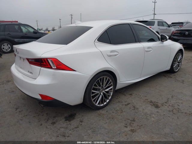 Lexus IS 250 2015 JTHBF1D26F5059038 Image 4