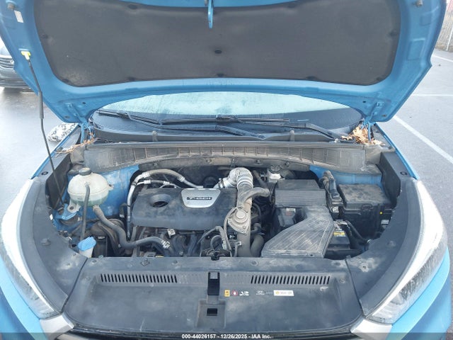 KM8J3CA26HU442911 Hyundai Tucson Night