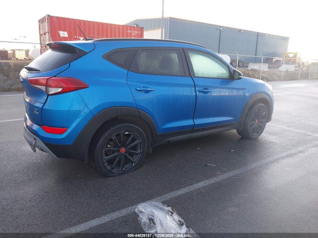 KM8J3CA26HU442911 Hyundai Tucson Night