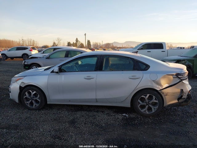 3KPF24AD3KE023327 KIA Forte Lxs