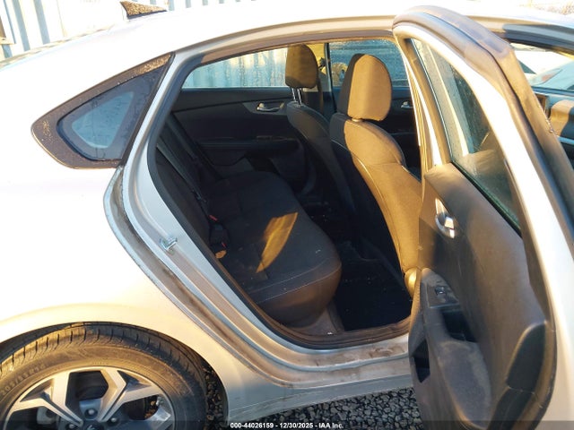 3KPF24AD3KE023327 KIA Forte Lxs