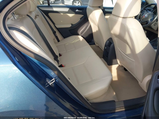 3VWD17AJ6FM404020 Volkswagen Jetta 1.8t Se