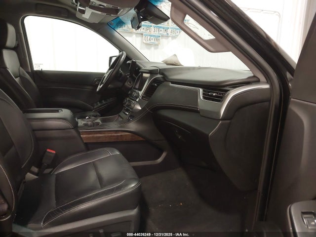 1GNSKBKC8FR109677 Chevrolet Tahoe Lt
