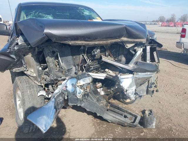 44026268 :رقم المزاد ، 1GTPKTEA0AZ136721 vin ، 2010 Gmc Sierra 1500 Work Truck مزاد بيع