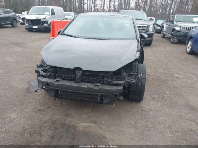 2011 Volkswagen Gti 2-door მანქანა იყიდება აუქციონზე, vin: WVWEV7AJXBW201475, აუქციონის ნომერი: 44026270