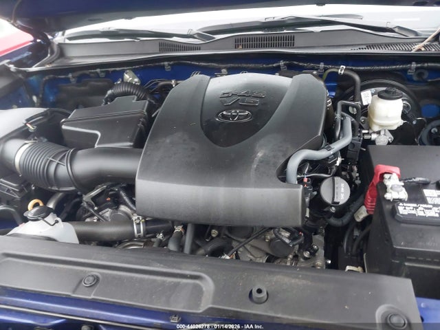 3TMCZ5AN1NM528158 Toyota Tacoma Trd Sport