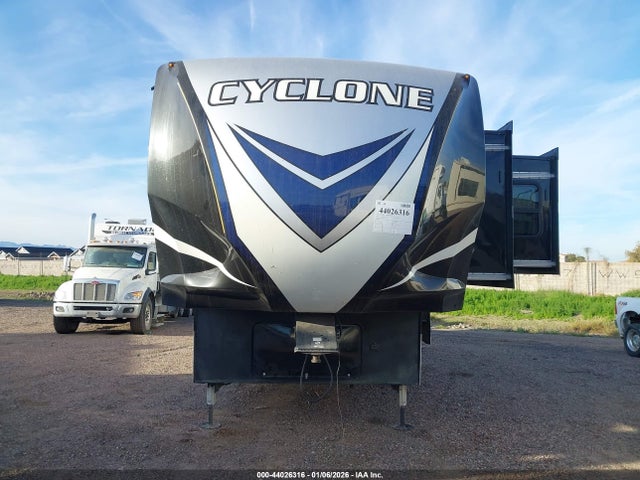 5SFCG443XKE403488 Heartland Cyclone