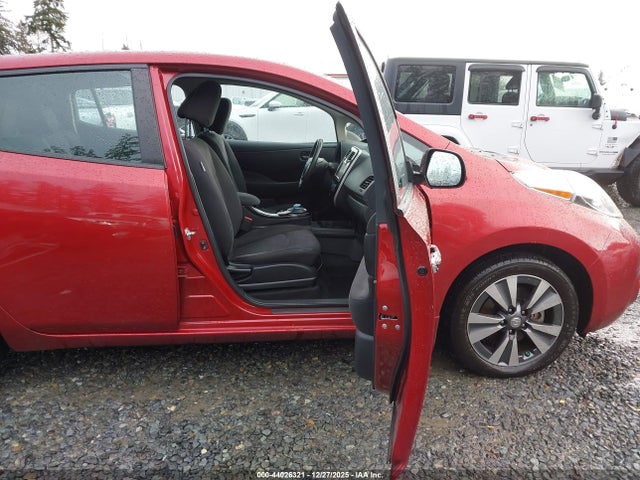Nissan LEAF SV 2015 1N4AZ0CP2FC327760 Image 5