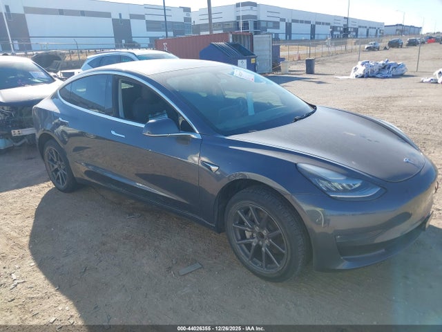 Tesla Model 3 Long Range/mid Range/standard Range/standard Range Plus 2019 5YJ3E1EA8KF308141 Image 13