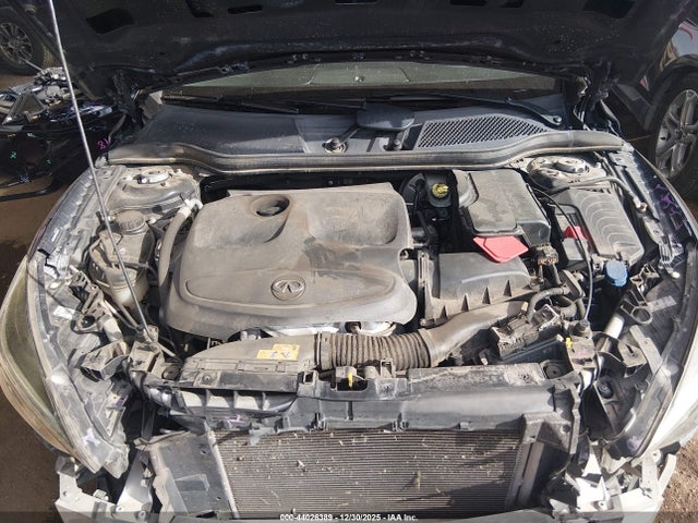 SJKCH5CP5HA016161 Infiniti Qx30 Premium