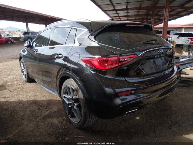 SJKCH5CP5HA016161 Infiniti Qx30 Premium