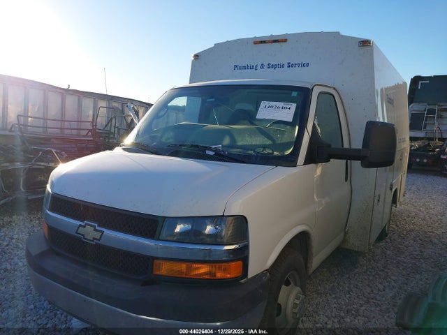 Aukcja sprzedaży 2015 Chevrolet Express Cutaway 3500, vin: 1GB3G2CG1F1268317, numer aukcji: 44026404