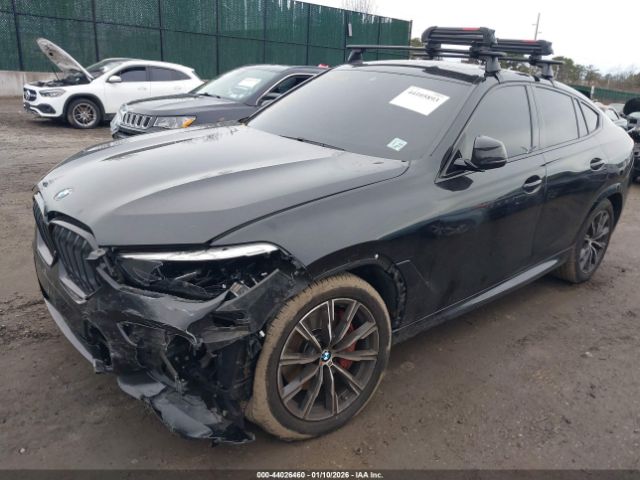 2022 BMW X6 5UXCY6C06N9K74793 Photo 1
