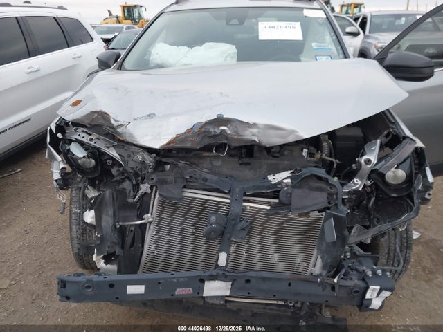 Aukcja sprzedaży 2018 Toyota Rav4 Le, vin: JTMZFREVXJJ193008, numer aukcji: 44026498