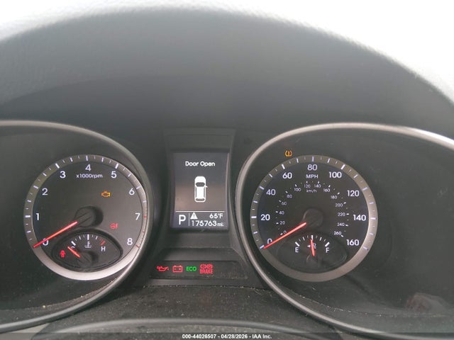 2015 Hyundai Santa Fe Sport 2.4l მანქანა იყიდება აუქციონზე, vin: 5XYZT3LB8FG292125, აუქციონის ნომერი: 44026507