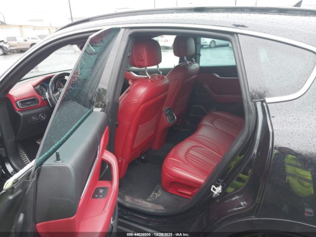 2017 MASERATI LEVANTE ZN661YUS3HX234202 Photo 7