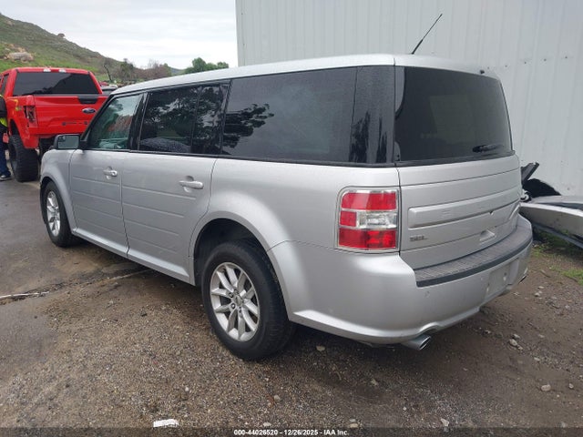 Ford FLEX SE 2016 2FMGK5B88GBA21174 Image 3