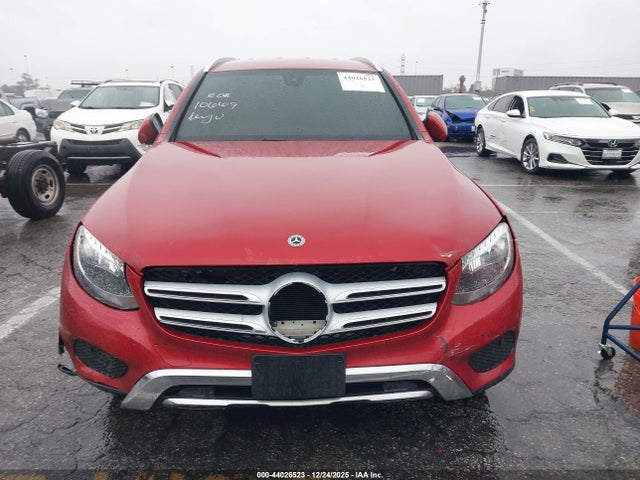 WDC0G4JB9HV011395 Mercedes-Benz GLC 300