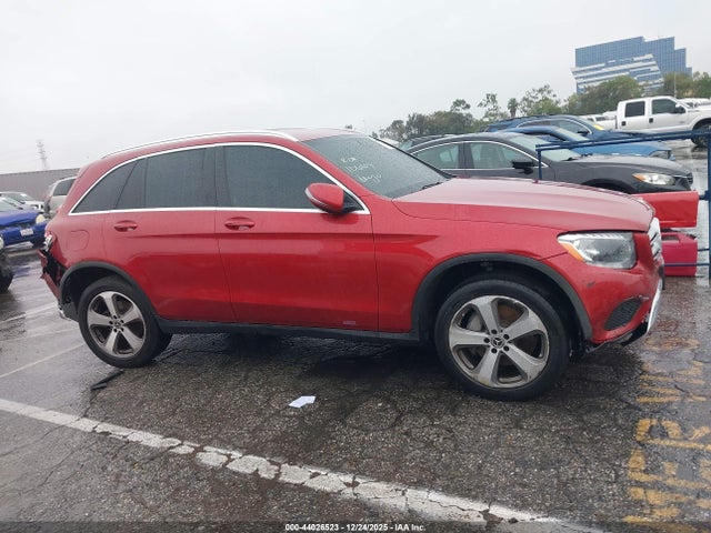 WDC0G4JB9HV011395 Mercedes-Benz GLC 300