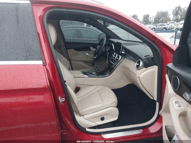 2017 MERCEDES-BENZ GLC 300 WDC0G4JB9HV011395 Photo 4