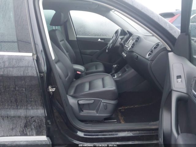 2014 VOLKSWAGEN TIGUAN WVGBV3AX0EW567848 Photo 4