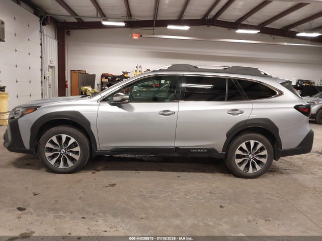 4S4BTAPC3R3186923 Subaru Outback Touring