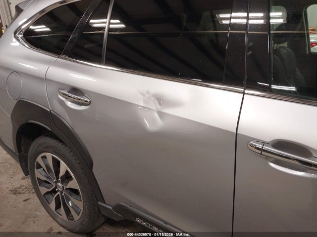 4S4BTAPC3R3186923 Subaru Outback Touring