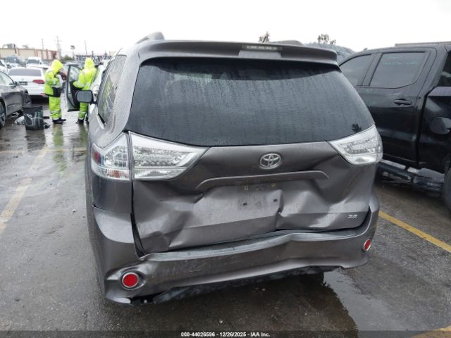 2015 TOYOTA SIENNA 5TDXK3DC3FS657847 Photo 5