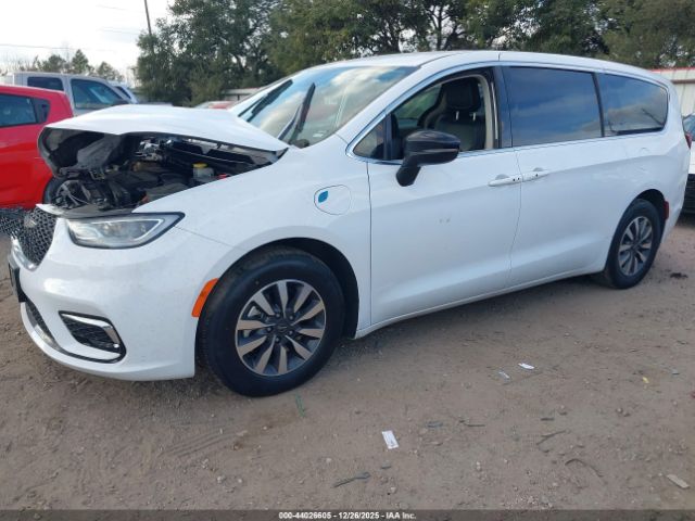 2024 CHRYSLER PACIFICA HYBRID 2C4RC1S71RR144657 Photo 1