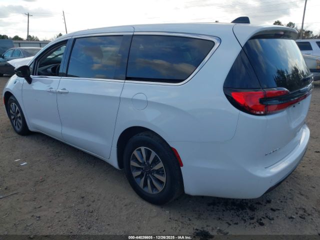 2024 CHRYSLER PACIFICA HYBRID 2C4RC1S71RR144657 Photo 2