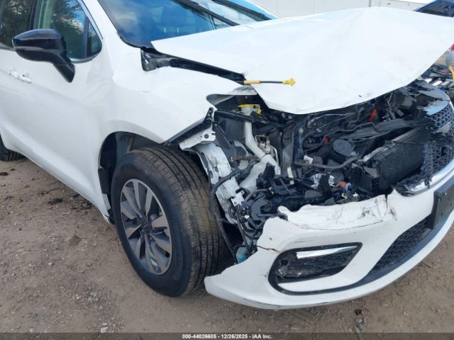 2024 CHRYSLER PACIFICA HYBRID 2C4RC1S71RR144657 Photo 5