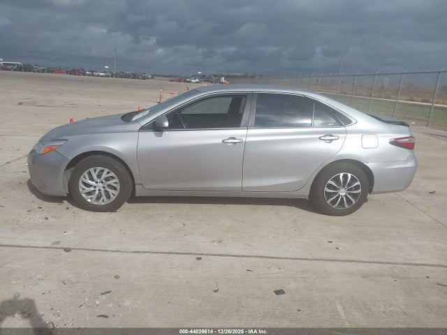 Toyota CAMRY LE 2015 4T4BF1FK1FR503044 Image 14